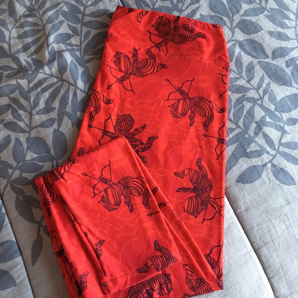 ❤️ NWOT Valentines print TC LuLaRoe leggings ❤️